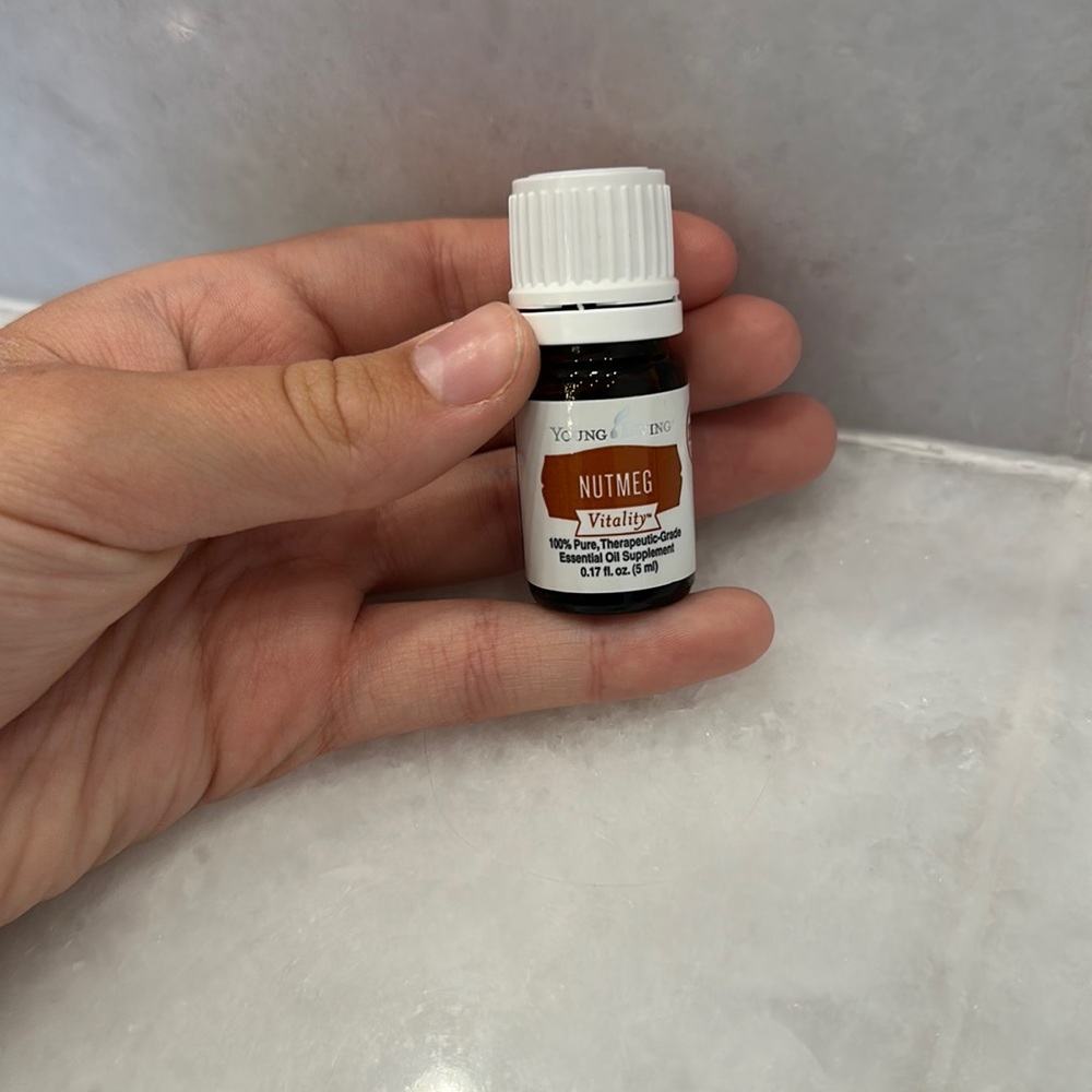 Brand New Young Living Nutmeg 0.17 fl oz